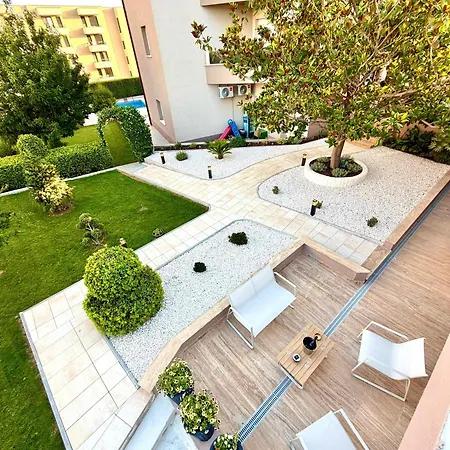 Garden House Apartment Split